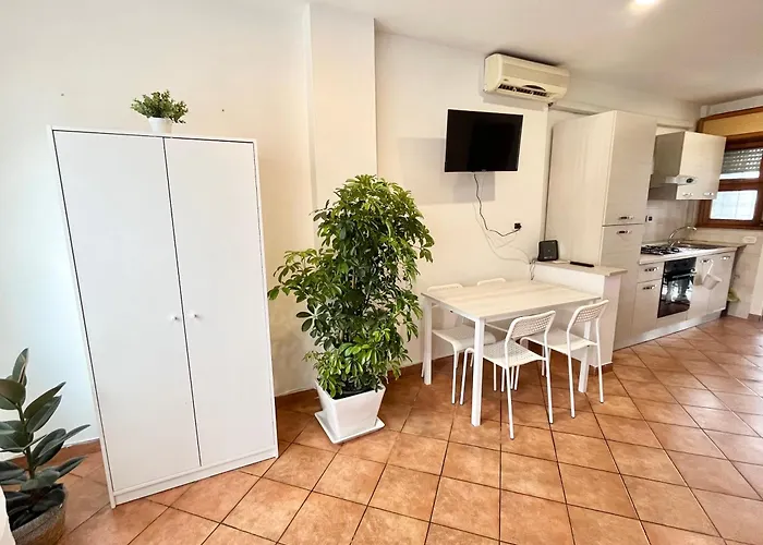 Lisa Home Roma